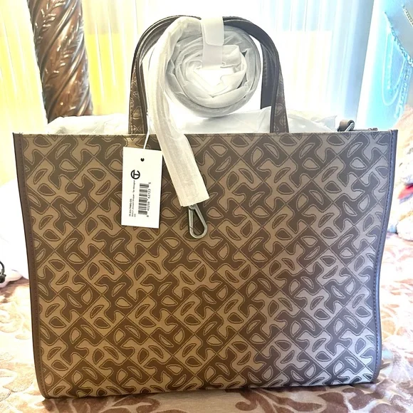 Telfar | Bags | Telfar Medium Jacquard Shopper Tan Monogram  display picture 1